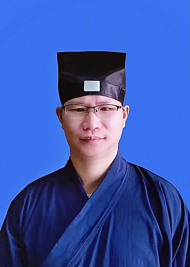杨丁豪.jpg
